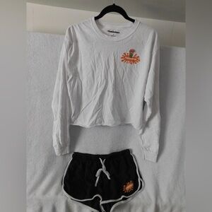 Nickelodeon “Made in‎ the 90s” 2-Piece Lounge Set
Size L